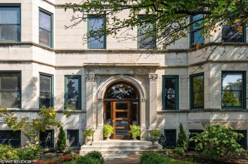 4623 Malden St, Chicago, IL 60640-4805
