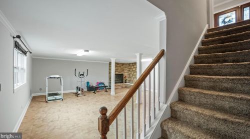 13 Rosalind Dr, Trenton NJ  08648-3245 exterior