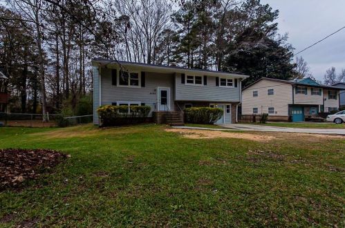 6480 Buckhurst Trl, Atlanta, GA 30349-4502