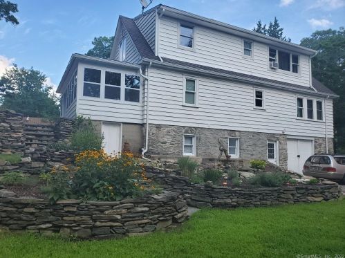 191 Maple St, Killingly CT  06239-2725 exterior