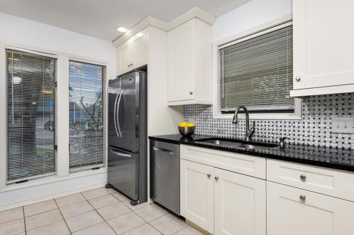 4602 Crk, Austin TX  78735-6401 exterior