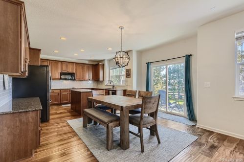 24561 Ontario Dr, Aurora CO 80016-6072 exterior