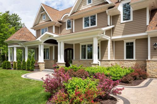 840 Becker Rd, Glenview, IL 60025-1910