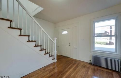 115 Grand Ave, Hackettstown, NJ 07840-2128