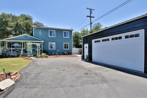 2811 Suncrest Blvd, El Cajon, CA 92021-4274