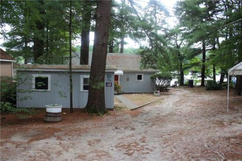221 Ayoho Rd, Coventry, RI 02816-8901