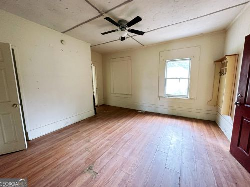 23 Arnco 2nd St, Newnan, GA 30263-4541