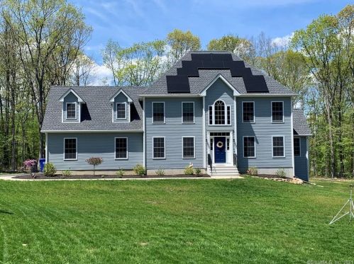 39 Carnic Alps Rd, Coventry, CT 06238