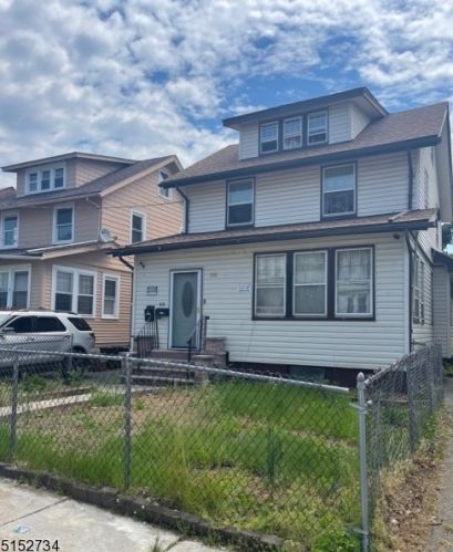 68 38th St, Irvington, NJ 07111-1247