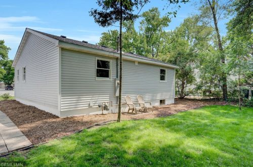 7834 Able St, Minneapolis MN  55432-2811 exterior