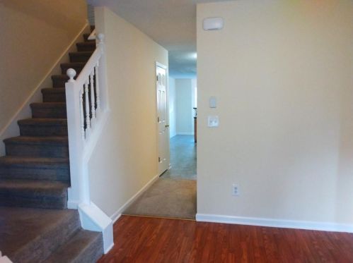 3414 Creekview Dr, Rex GA 30273-5039 exterior