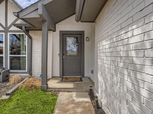 2123 Via Estrada, Carrollton TX  75006-4622 exterior