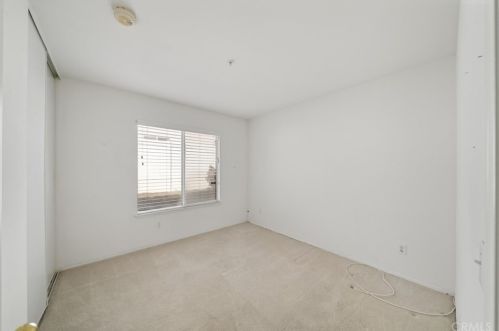 145 Cape Elizabeth Way, Riverside CA  92506-6180 exterior