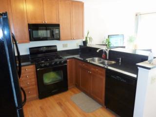 64 Prescott St, Nashua, NH 03064-2580