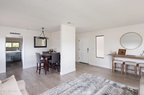 1309 Sapphire Dr, Santa Maria CA  93454-3257 exterior