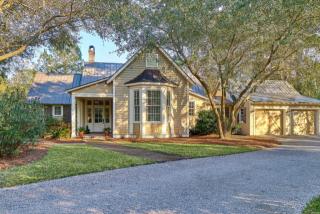 12 Trading Post Trl, Bluffton, SC 29909-4092
