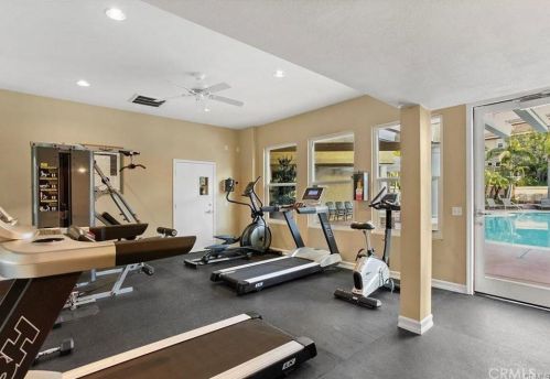 1091 Positano Ave, Anaheim CA  92808-1542 exterior