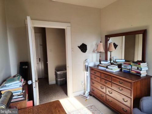 750 Summit Dr, Lancaster PA  17601-1152 exterior