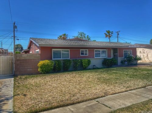 358 Landsford St, Lancaster, CA 93535-2615