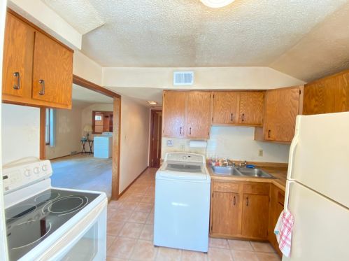 2311 Holloway Ave, Saint Paul MN  55109-4004 exterior