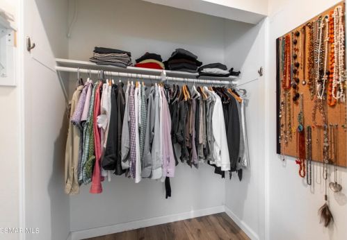 2690 Elizondo Ave, Simi Valley CA 93065-4615 exterior