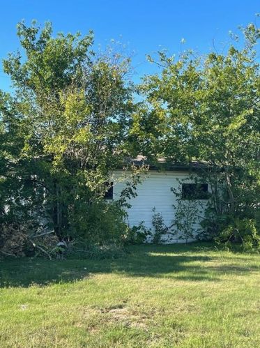 801 Caldwell St, Webberville, TX 78653-3318