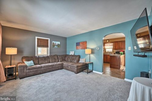 7211 Jefferson St, Harrisburg, PA 17111-5247