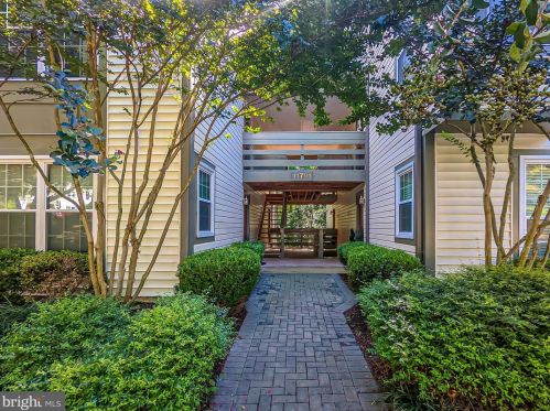 11701 Karbon Hill Ct, Herndon, VA 20191-2367