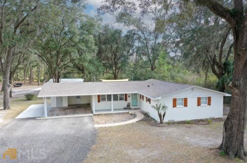 37219 Pineridge Rd, Hilliard, FL 32046-6451