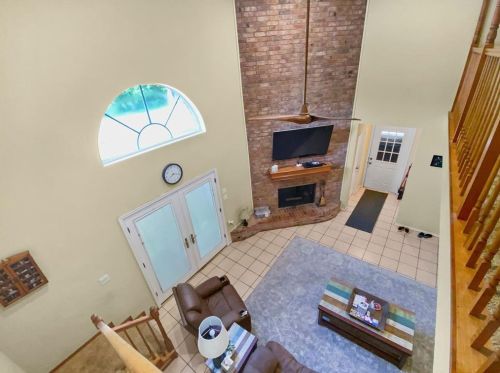 221 Pecan Est Rd, Angleton TX 77515-8463 exterior