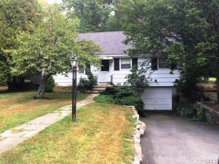 90 Marian Rd, Fairfield, CT 06825-2733