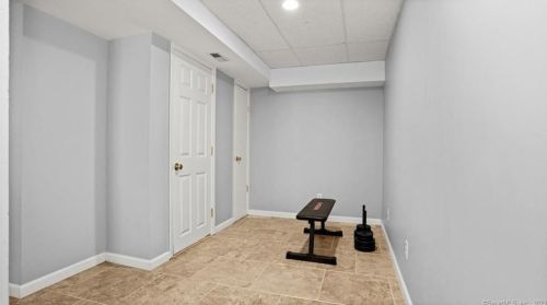 8 Cedar Crest Pl, Norwalk CT  06854-1402 exterior