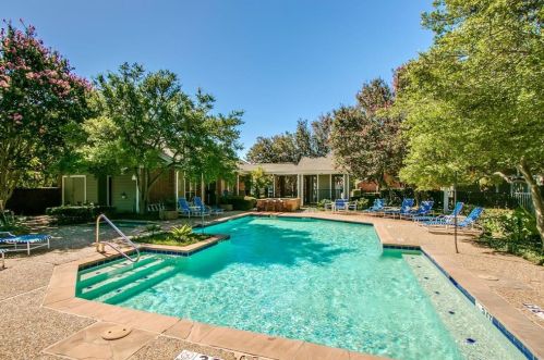 6220 Bentwood Trl, Dallas TX  75252-5189 exterior