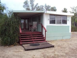 33720 Morris Dr, Hemet, CA 92544-9076