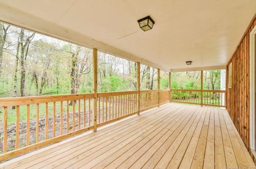 195 Orchard Hill Dr, Wapping CT  06074-3022 exterior
