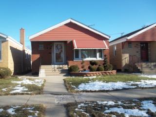 8021 Whipple St, Chicago, IL 60652-2626