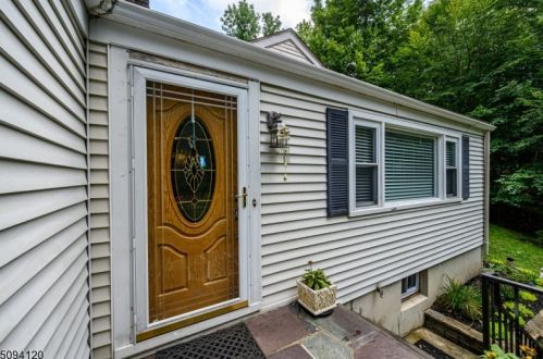 10 Stiles Rd, Warren, NJ 07059-5413