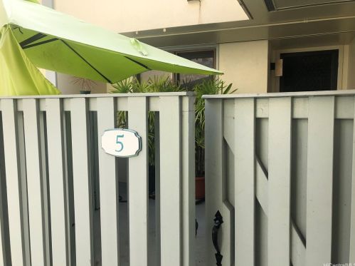 6770 Hawaii Kai Dr, Honolulu HI  96825-1567 exterior