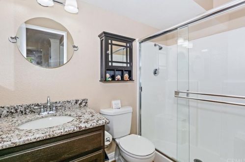 6880 Rycroft Dr, Riverside CA  92506-5317 exterior