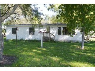 23537 Cabot Ave, Faribault, MN 55021-8182