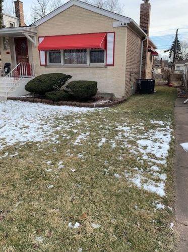 5 125th Pl, Chicago, IL 60628-7345