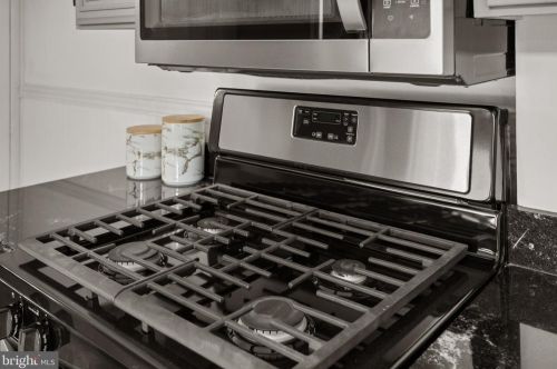 33 Ruby St, Lancaster PA  17603-5166 exterior