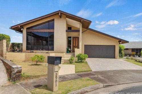2901 Ala Puawa Pl, Honolulu, HI 96818-1642
