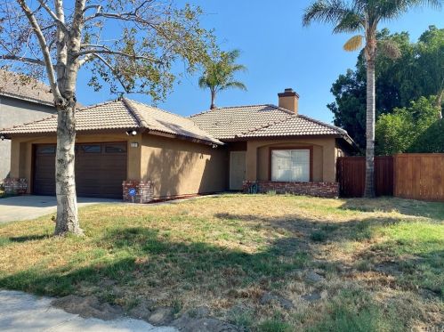 5121 Sierra Cross Way, Riverside, CA 92509-7801