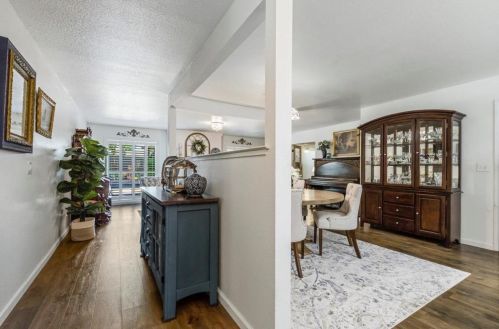 8712 Lodestone Cir, Elk Grove CA  95624-2520 exterior