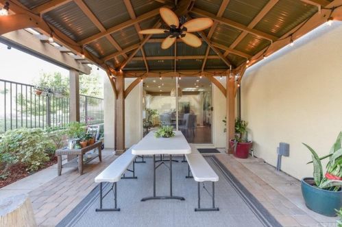 17 Prickly Pear, Irvine CA  92618-8856 exterior