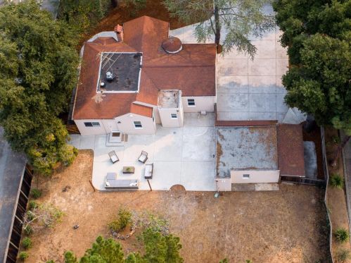 682 San Antonio Rd, Los Altos CA 94022-1304 exterior