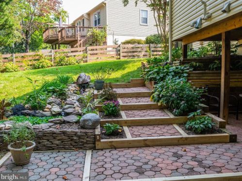 7620 Bertito Ln, Springfield VA  22153-1601 exterior