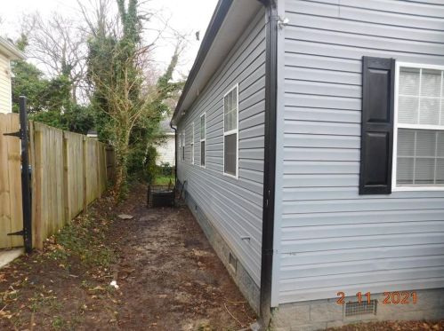 861 Coleman St, Atlanta GA  30310-2115 exterior