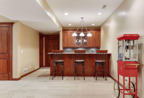11205 Halstead Trl, Saint Paul MN  55129-4300 exterior
